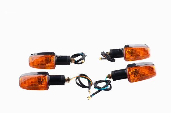CODIGO: VYDU7G // FAROL DE GIRO HONDA TITAN 2000 X 4 UNIDADES
